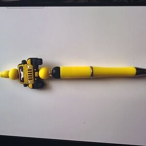 Yellow Jeep Beaded Ink Pen